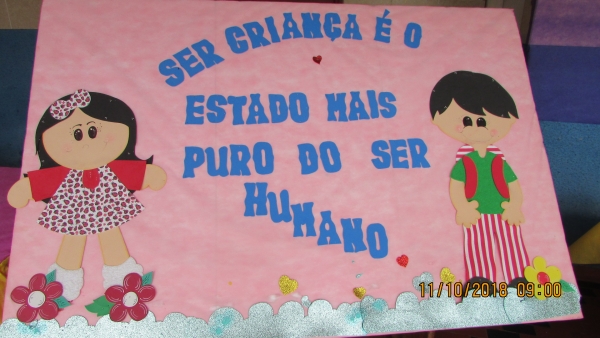 Escola Laura Vicunã promove atividades recreativas em comemoração ao dia das Crianças